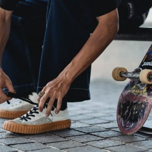 Como escolher um sapatênis masculino para comprar?
