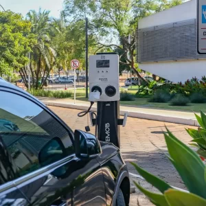 Imposto de Importação para carros elétricos será retomado em 2024