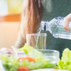 Nutricionista dá dicas de alimentação no verão
