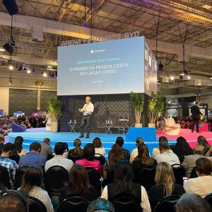 CEO enfatiza influência do comportamento humano nas empresas