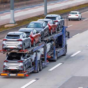 Vantagens de Contratar uma Empresa para Transportar um Veículo