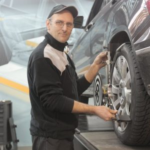 Manutenção e reparo de automóveis pode evitar acidentes