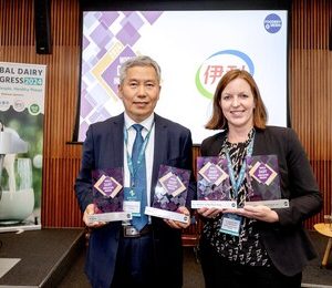 A Yili recebeu quatro prêmios World Dairy Innovation Awards no 17º Global Dairy Congress
