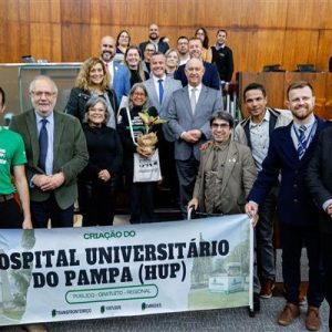 Tiago Cadó defende o Hospital Federal do Pampa no período do Grande Expediente