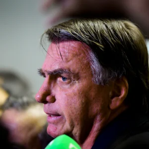 Oposição mira anistia, atos de rua e impeachment de Moraes como reação pró-Bolsonaro