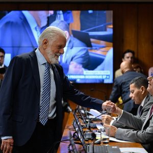 Isenção de IR até dois salários mínimos vai a Plenário