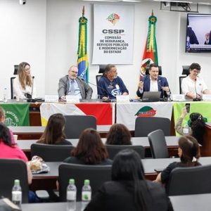 Audiência trata da situação dos direitos dos servidores públicos municipais do RS