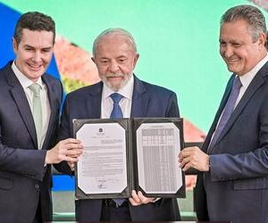 Anunciados R$ 11,7 bi para obras de drenagem e encostas em 235 municípios
