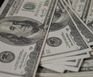 Dólar: moeda encerra último pregão em alta