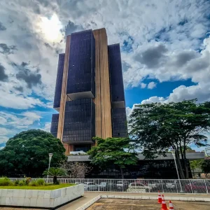 BC reduz juros básicos para 14,75% ao ano