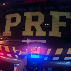 PRF realiza prisão por embriaguez de motorista envolvido em acidente em Rosário do Sul