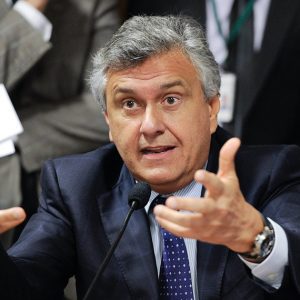 Ronaldo Caiado oficializa filiação ao PSD em busca de concorrer à Presidência