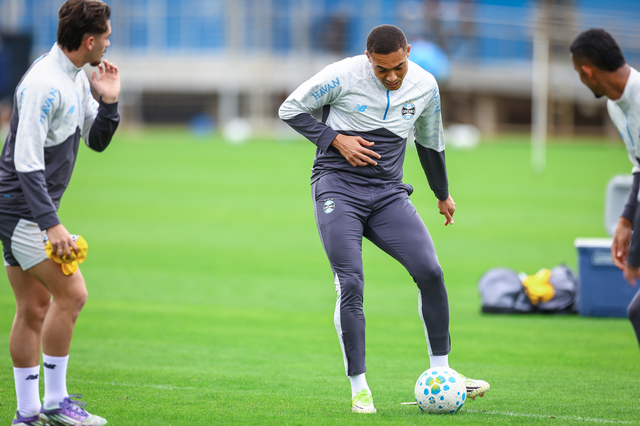 Elenco tricolor ajusta detalhes para enfrentar Corinthians na Arena
