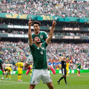 México faz o básico, aproveita fragilidade da África do Sul e larga com boa vitória na Copa