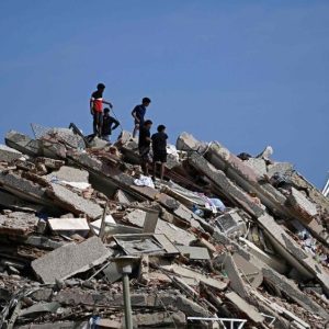 Número de mortos pelo duplo terremoto na Venezuela sobe para mais de 1.700