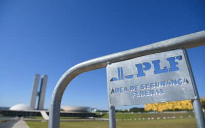 Congresso inicia recesso com anúncio de acordo para compensar desaceleração durante eleição