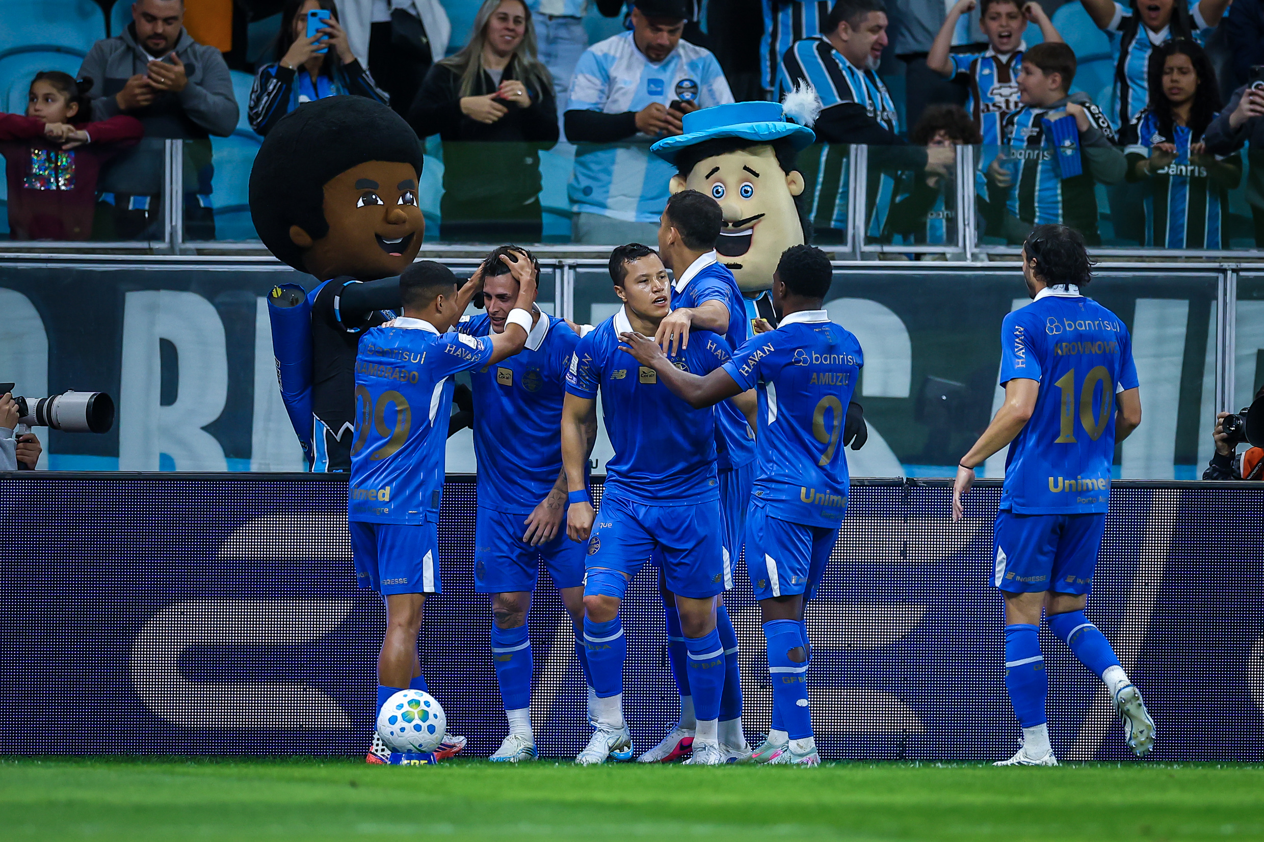 Grêmio bate Chapecoense na Arena pelo Brasileirão