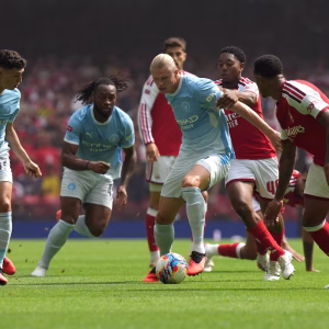 Premier League dará acesso a conversas entre jogadores e árbitros durante os jogos