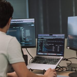 ISO 42001: o que muda na entrega de IA, segundo a Dataside