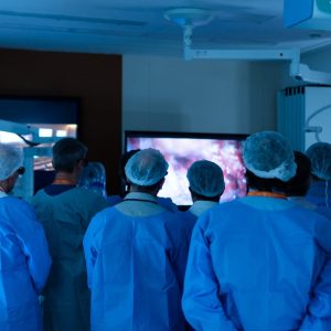 Cirurgias de alta precisão também sobrecarregam o corpo