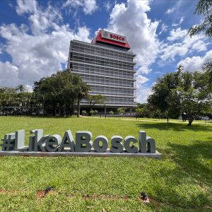 Bosch e Sem Parar firmam parceria para digitalizar frotas