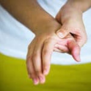 Doenças reumáticas exigem atenção aos primeiros sinais para prevenir complicações e preservar a qualidade de vida