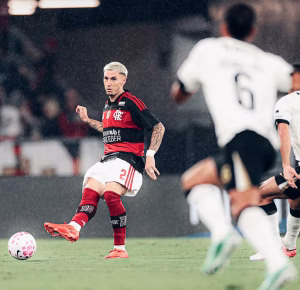 Flamengo mantém favoritismo sobre Palmeiras nas chances de título do Brasileirão; veja números