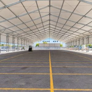 Após incêndio, galpões de lona aceleram retomada da Ceagesp