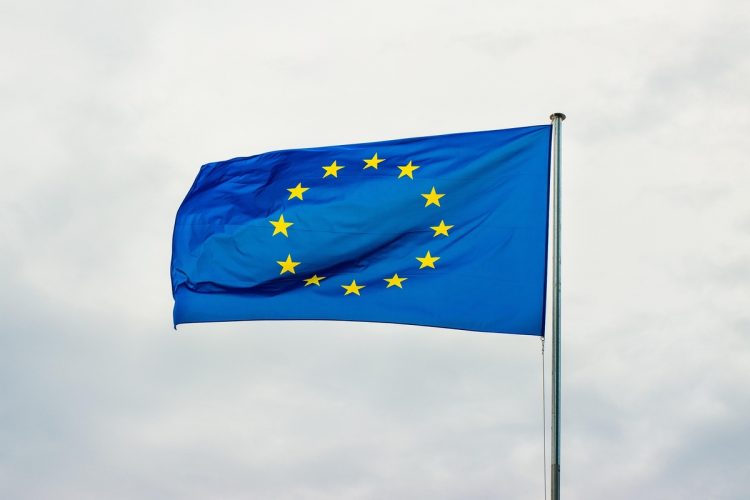 AI Act da UE pode atingir empresas brasileiras de IA