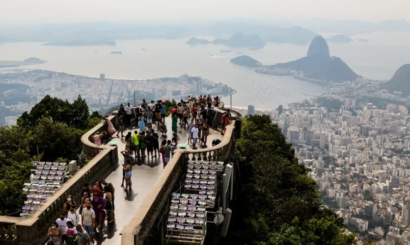 Brasilrecebeu14milhodeturistasinternacionaisemjaneiromaiormarcaparaomsdesde1970_0553593001740453650.webp