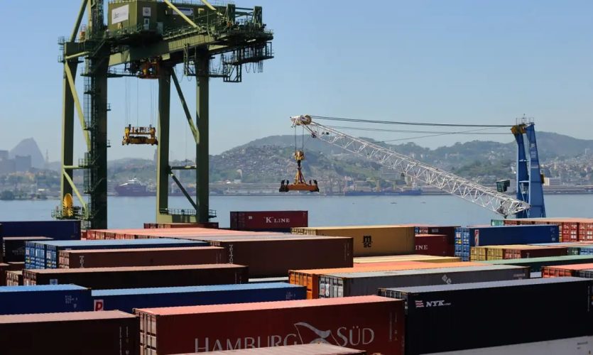 CNITarifaextrade25dosEUAameaaexportaesbrasileiraseacendealertanaindstria_0824833001780475775.jpeg