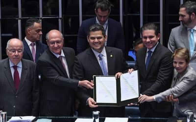 CongressopromulgaAcordoMercosul-UnioEuropeiavejaprincipaispontos_0454852001773907614.jpeg