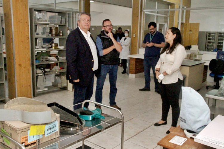 Visita_centro_pesquisa (1)
