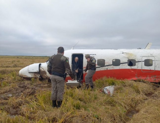 avião
