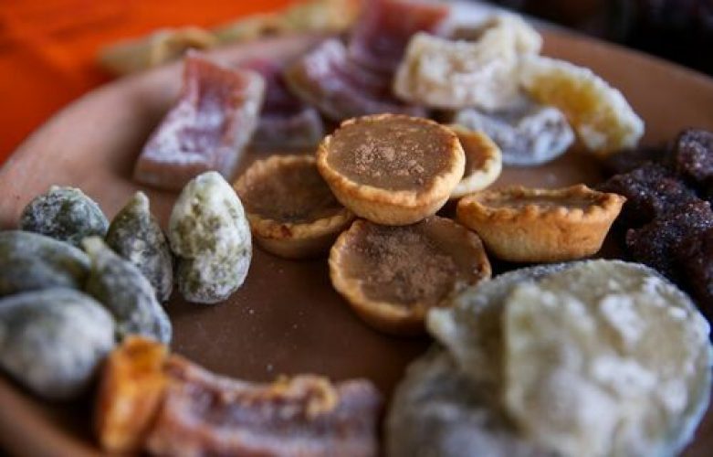 Doces típicos feitos pelas Mulheres Coralinas durante oficina de gastronomia.