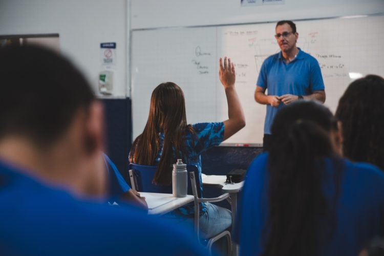 Professor segue insubstituível na era da atenção