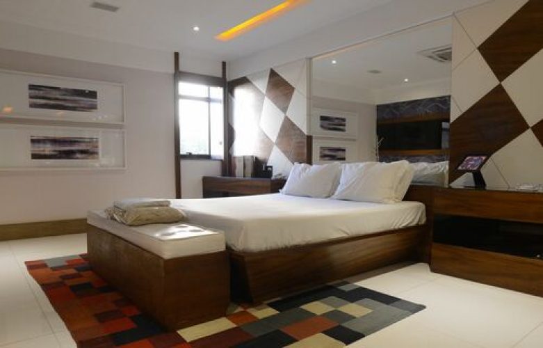 Rio de Janeiro, RJ, Brasil - Suíte do Hotel Corinto, em Vila Isabel, redecorada e convertida do atendimento de casais para hospedar turistas dos Jogos Olímpicos Rio 2016. (Foto: Fernando Frazão/Agência Brasil)