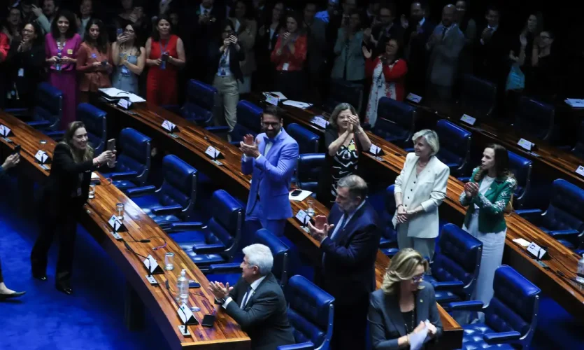 lula2548_0