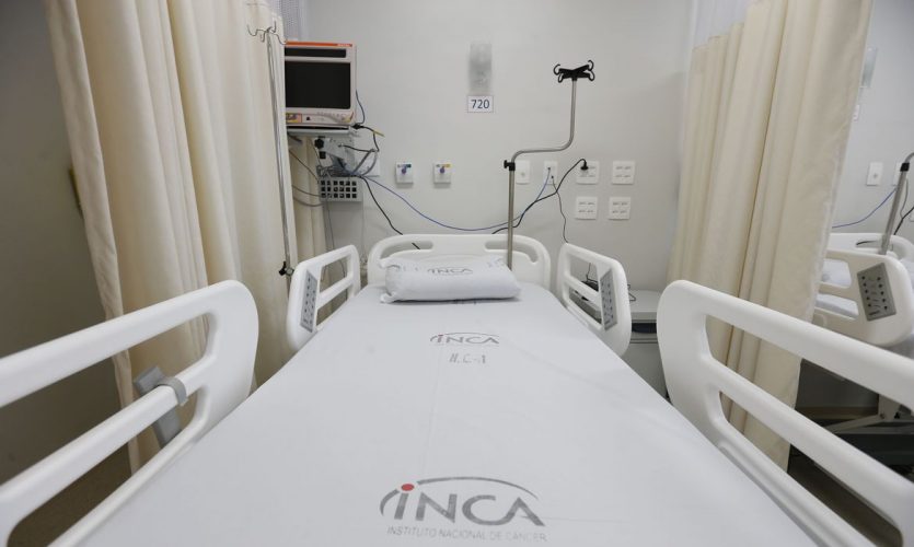 Rio de Janeiro -  O Instituto Nacional de Câncer José Alencar Gomes da Silva (Inca) inaugura nova ala com quatro novos leitos, no Centro de Transplante de Medula Óssea (Cemo). (Tânia Rêgo/Agência Brasil)