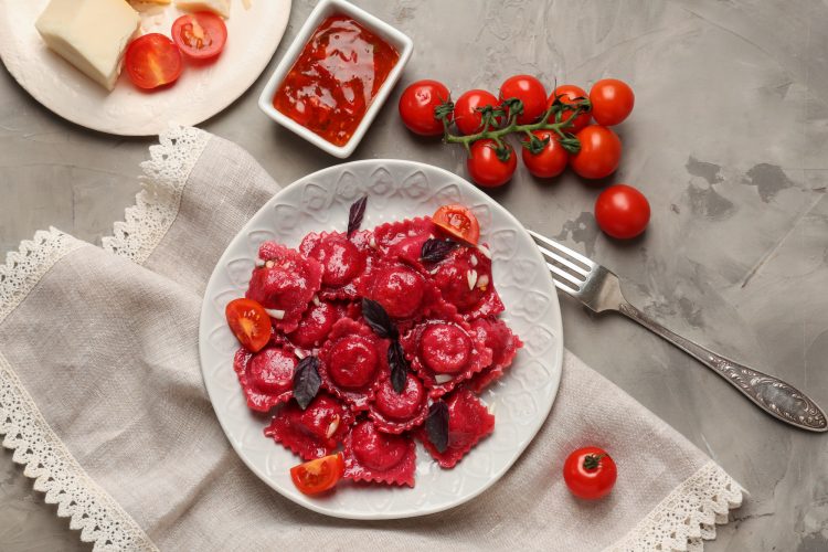 ravioli-de-beterraba-como-molho-de-tomate-full-1